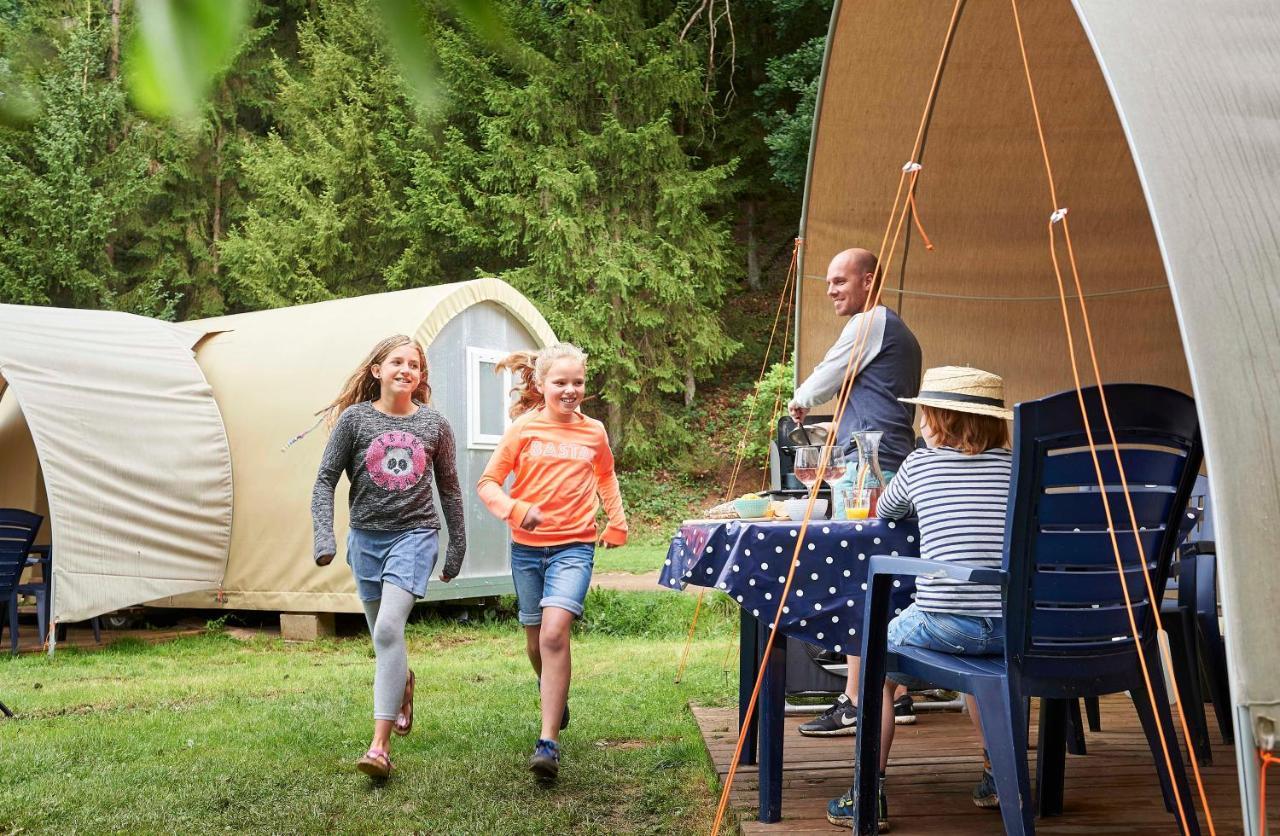 Camping Aux Rives Du Soleil Pont-de-Vaux Ngoại thất bức ảnh
